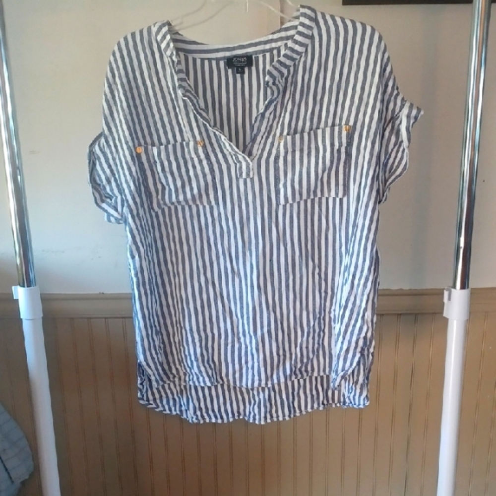 Jones New York White and Blue Dolman Sleeve Blouse